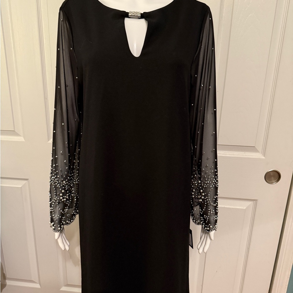 Marina Dresses Elegant Black Dress with Embellished Sleeves